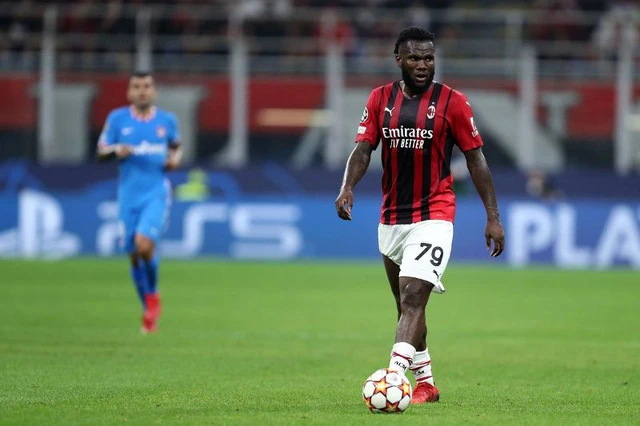  Franck Kessié sẽ chơi gần khung thành hơn