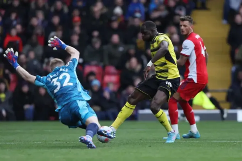 Saka, Odergaard và Martinelli nổ súng giúp Arsenal quật ngã Watford ảnh 5