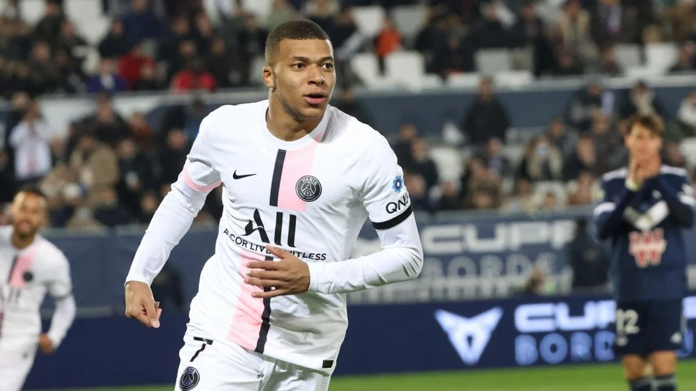 Kylian Mbappe trở lại sau án treo giò tại Ligue 1