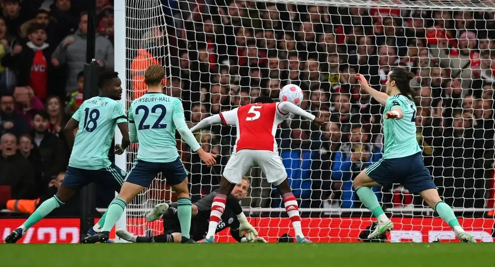 Thomas Partey và Lacazette nhấn chìm Bầy cáo, đưa Arsenal trở lại top 4 ảnh 2