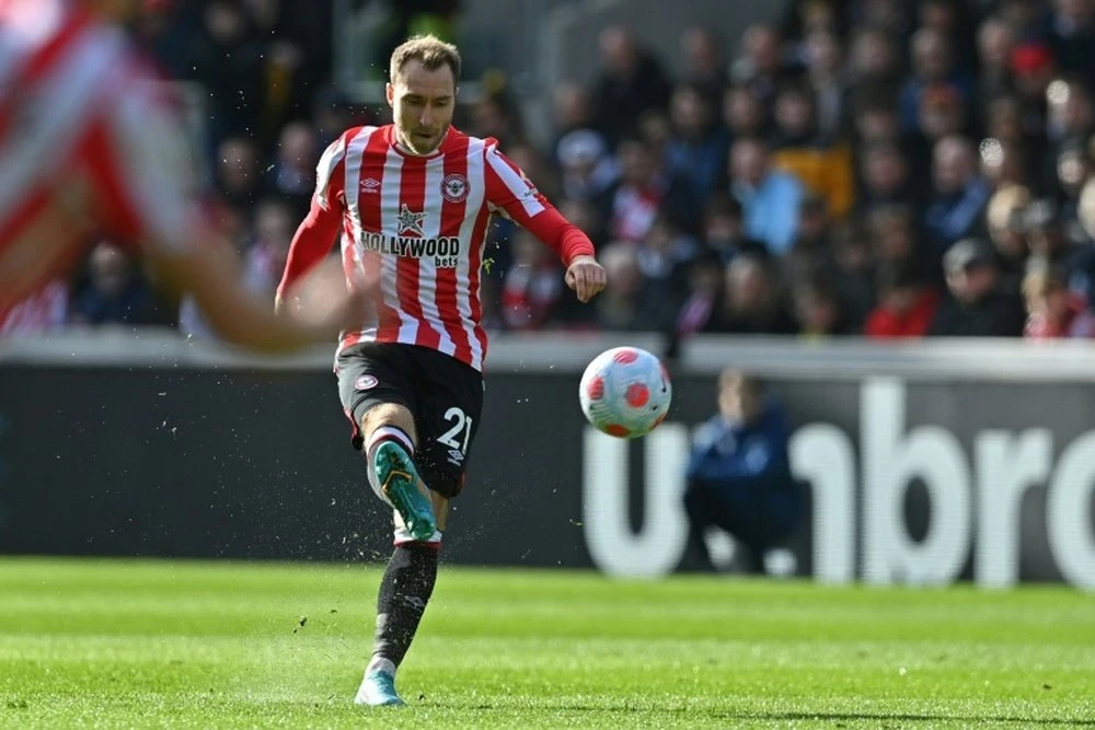 Christian Eriksen khoác áo Brentford