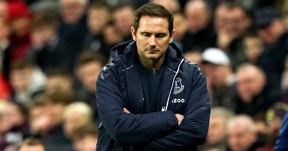 HLV Frank Lampard đầy gian nan cùng Everton bám trụ lại Premier League