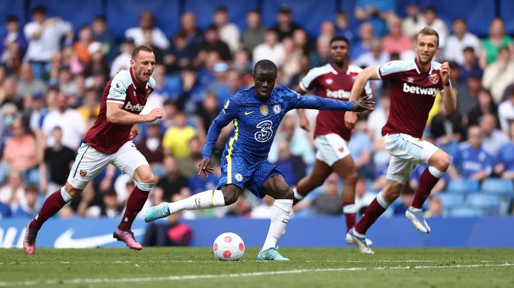 Pulisic ghi bàn giúp Chelsea vượt qua 10 cầu thủ West Ham ảnh 1