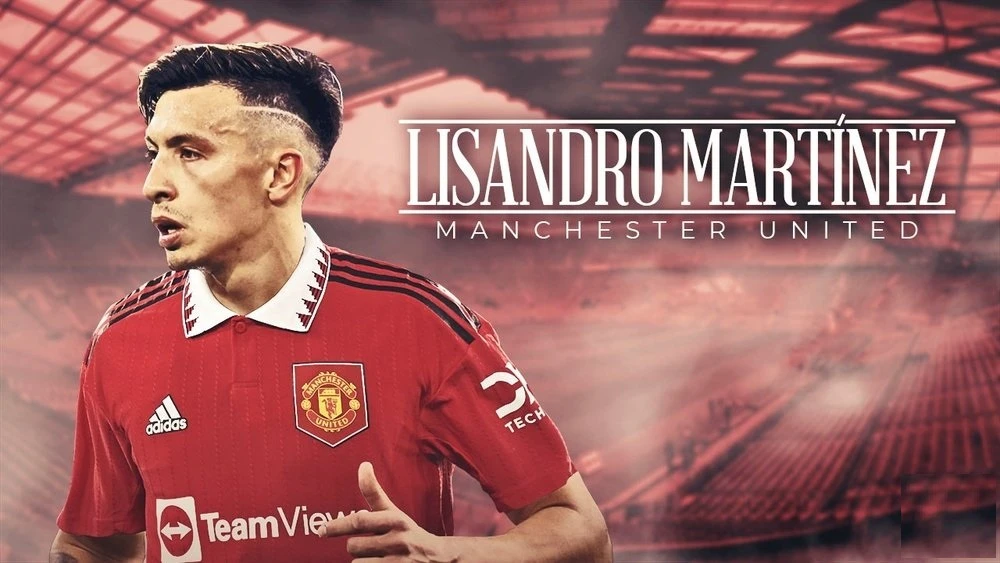 Lisandro Martinez theo c hân Ten Hag đến Old Trafford