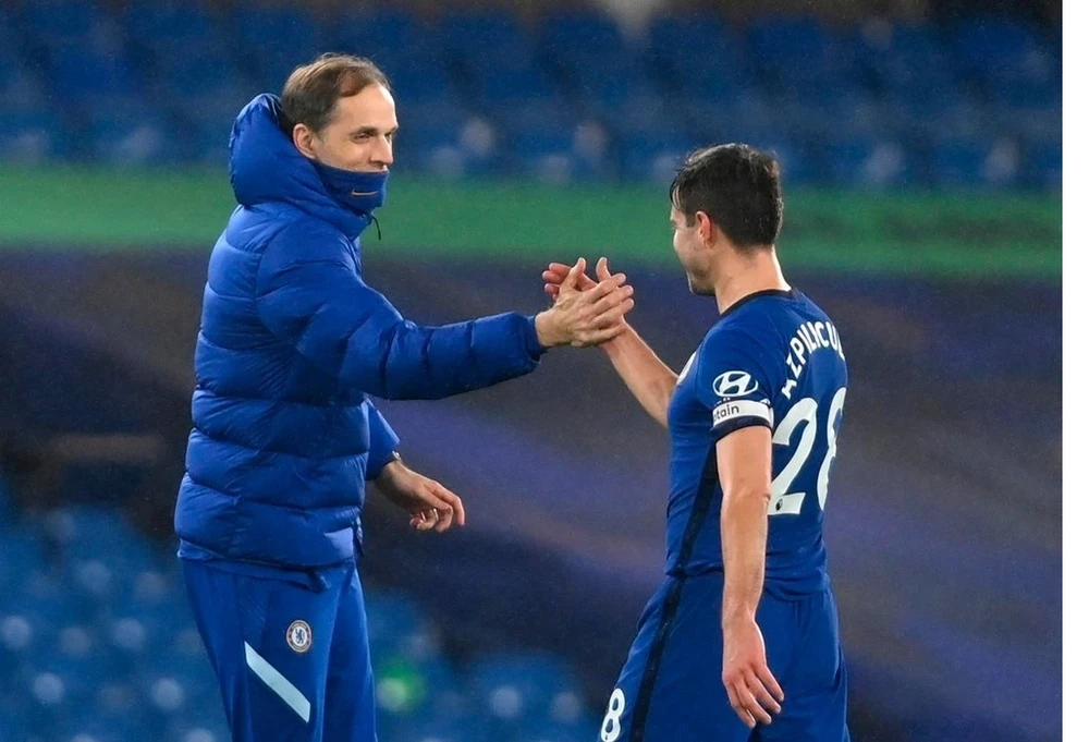 HLV Thomas Tuchel và Cesar Azpilicueta