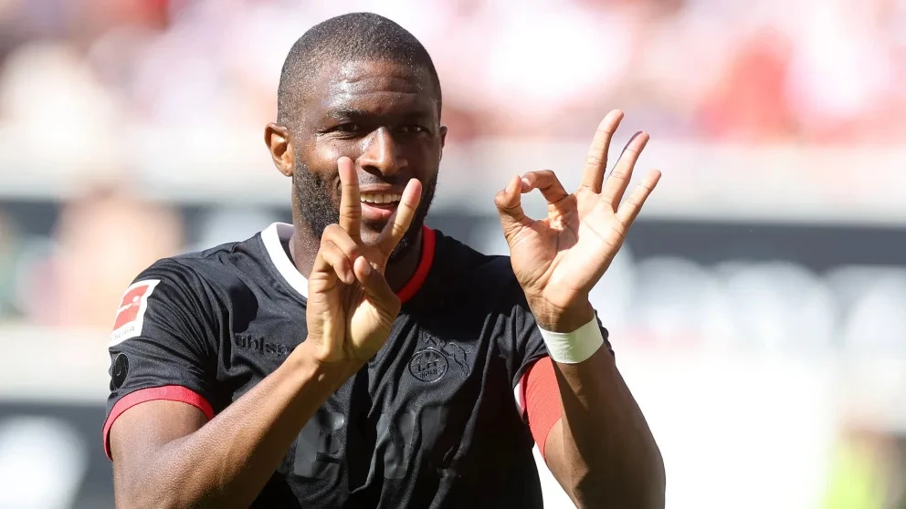 Dortmund phải mua vội lão tướng 34 tuổi Anthony Modeste