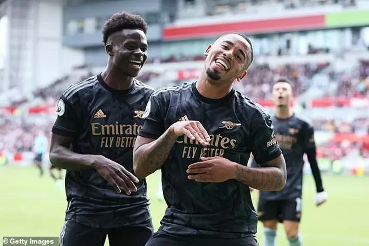 Thấy gì qua điệu nhảy mừng bàn thắng của Gabriel Jesus: Nhảy đi Vinicius! ảnh 3 Thấy gì qua điệu nhảy mừng bàn thắng của Gabriel Jesus: Nhảy đi Vinicius! ảnh 3