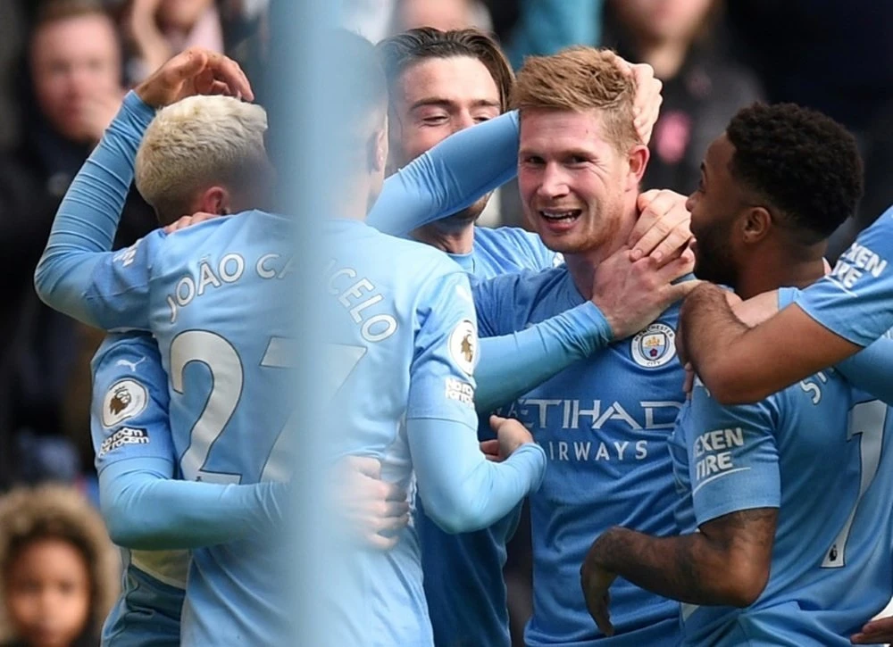 Man City đối mặt với án phạt nặng nề