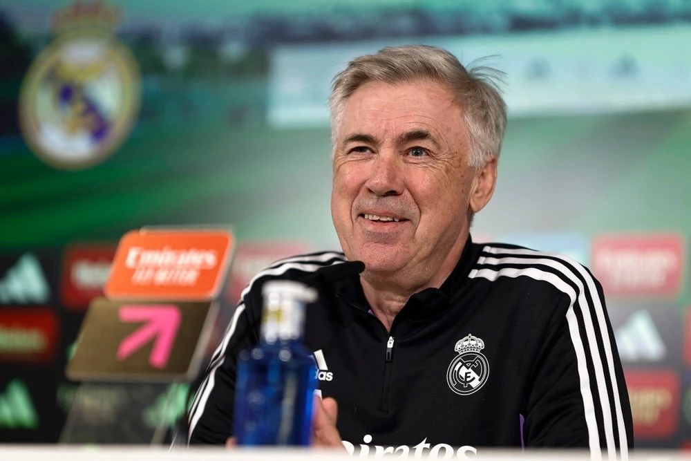 Carlo Ancelotti nhiều khả năng rời Madrid ngay trong mùa này