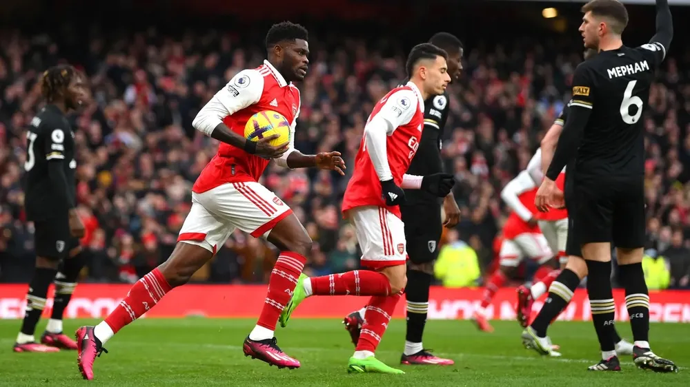 Thomas Partey thu ngắn cách biệt phút 62 Thomas Partey thu ngắn cách biệt phút 62