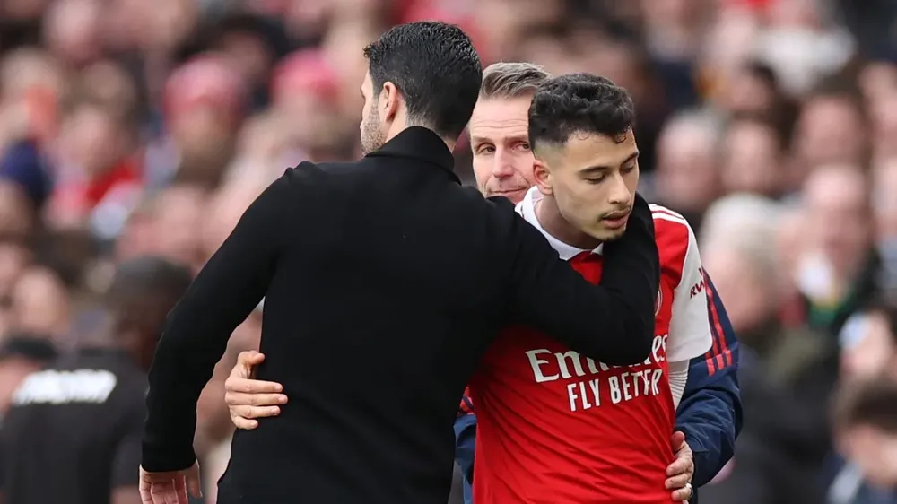 Gabriel Martinelli đã chuộc lỗi với ông thầy Arteta