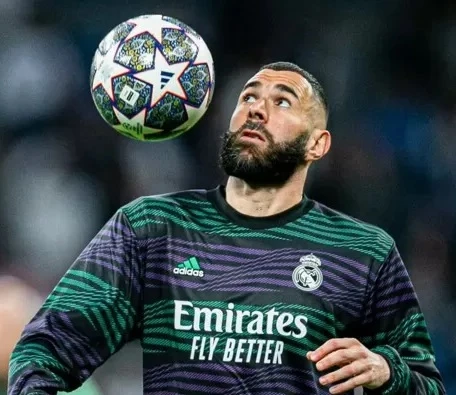 Karim Benzema đã rời Madrid với bản hợp đồng khủng từ Saudi Arabia