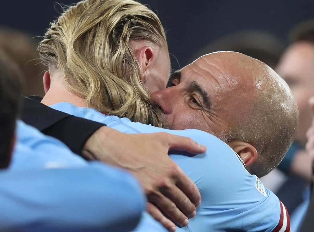 Erling Haaland và ông thầy Pep Guardiola