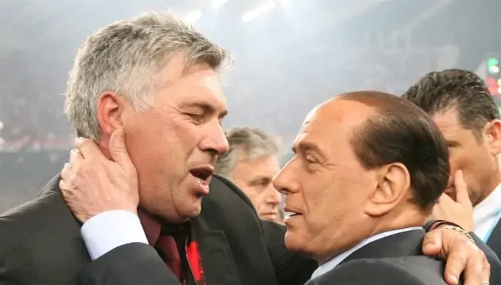 Silvio Berlusconi và HLV Carlo Ancelotti Silvio Berlusconi và HLV Carlo Ancelotti