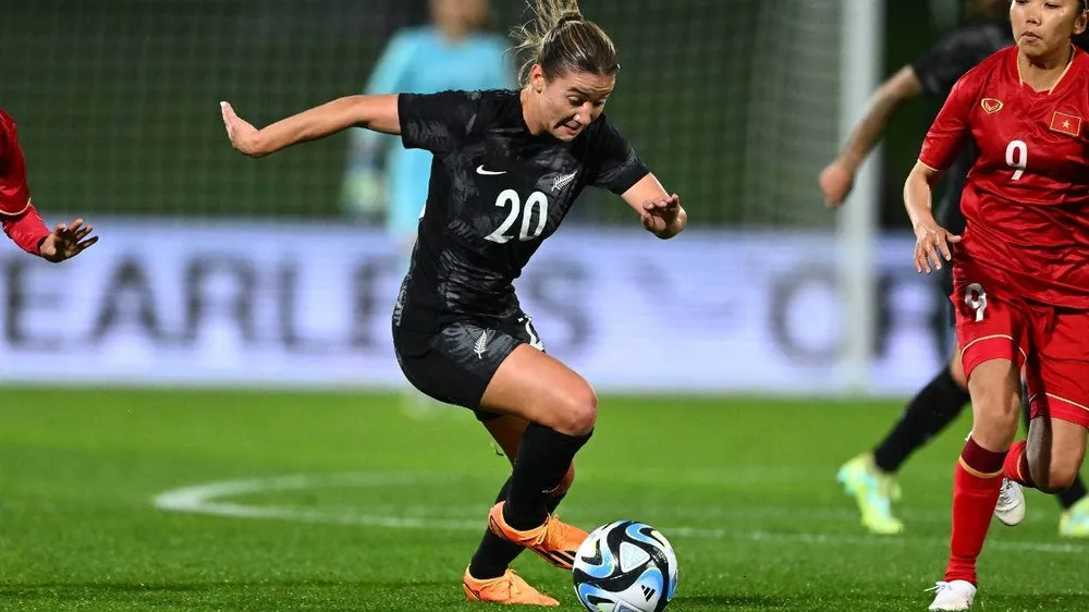 Indiah-Paige Riley là điểm sáng của đoàn quân Dương xỉ