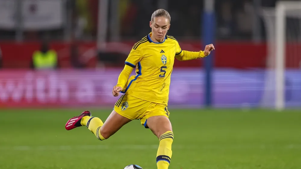 Hanna Lundkvist (21 tuổi) bị loại khỏi giải vì chấn thương