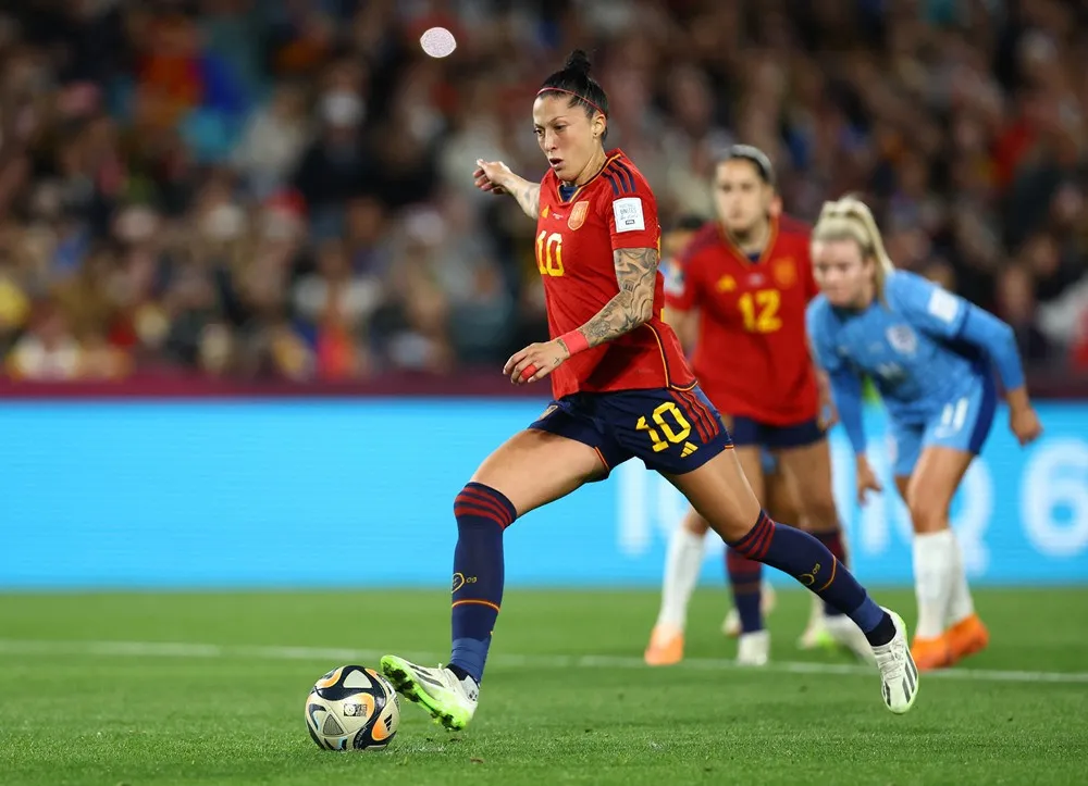 Hermoso sút hỏng quả 11m