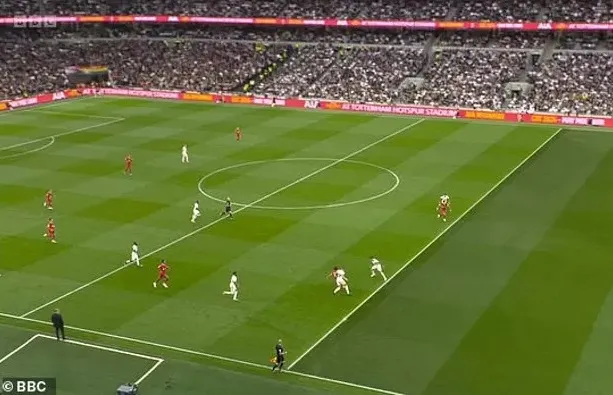 Luis Diaz không hề bị việt vị