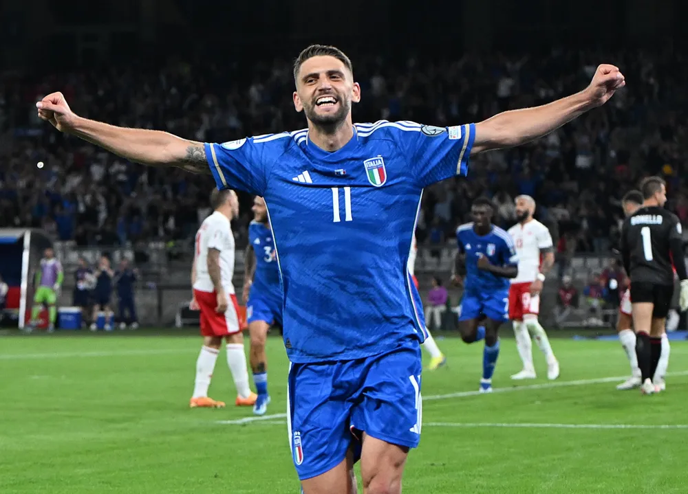 Berardi ghi cú đúp cho Azzurri