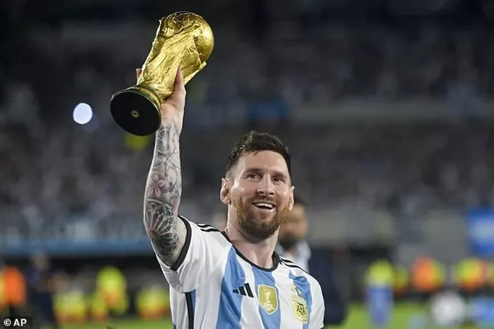 Messi chiếm ưu thế trong cuộc đua với danh hiệu World Cup 2022