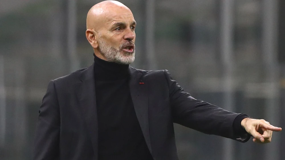 HLV Stefano Pioli tự tin khi đối đầu Juventus