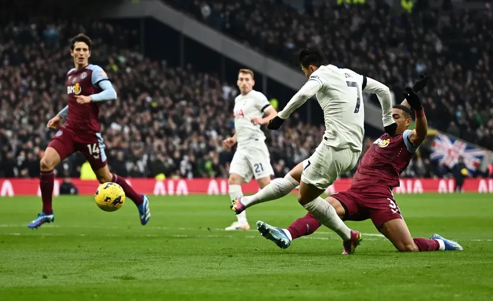 Son Heung-min có đến 3 pha tung lưới bị từ chối Son Heung-min có đến 3 pha tung lưới bị từ chối