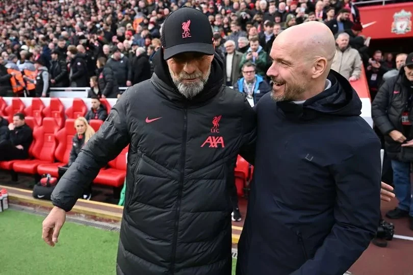 Erik Ten Hag gặp lại Klopp trong hoàn cảnh hết sức khó khăn