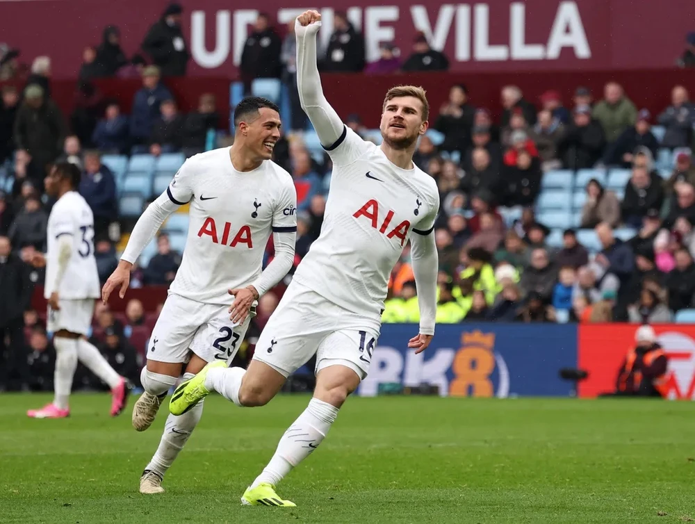 Timo Werner ấn định tỷ số 4-0 cho Tottenham