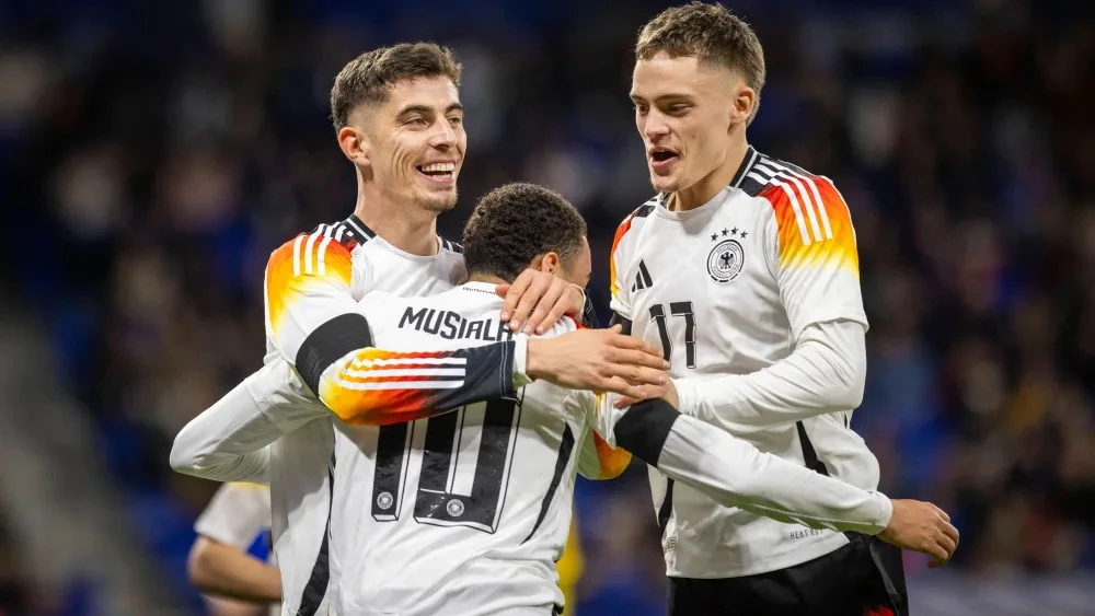 Kai Havertz Jamal Musiala và Florian Wirtz ăn mừng bàn thắng