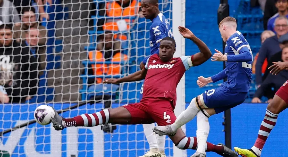 Cole Palmer mở tỷ số cho Chelsea 1-0 palmer.jpg