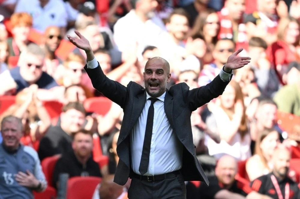 Pep Guardiola thừa nhận sai lầm trong trận chung kết cúp FA