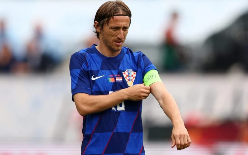 Luka Modric ghi bàn trong chiến thắng trước Bồ Đào Nha