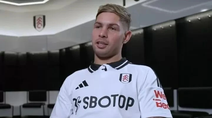 Emile Smith Rowe chuyển sang chơi cho Fulham