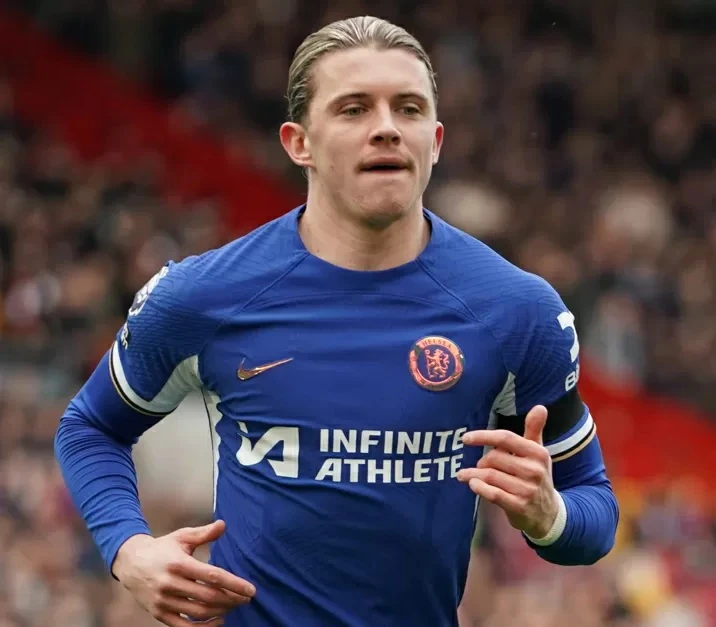 Conor Gallagher đã bị Chelsea gạch tên khỏi đội 1