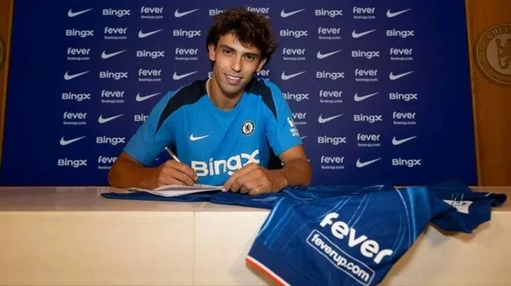 Joao Felix ký bản hợp đồng đắt giá với Chelsea