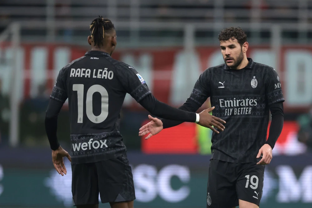 Rafael Leao và Theo Hernandez sẽ được đá chính ở trận Venezia