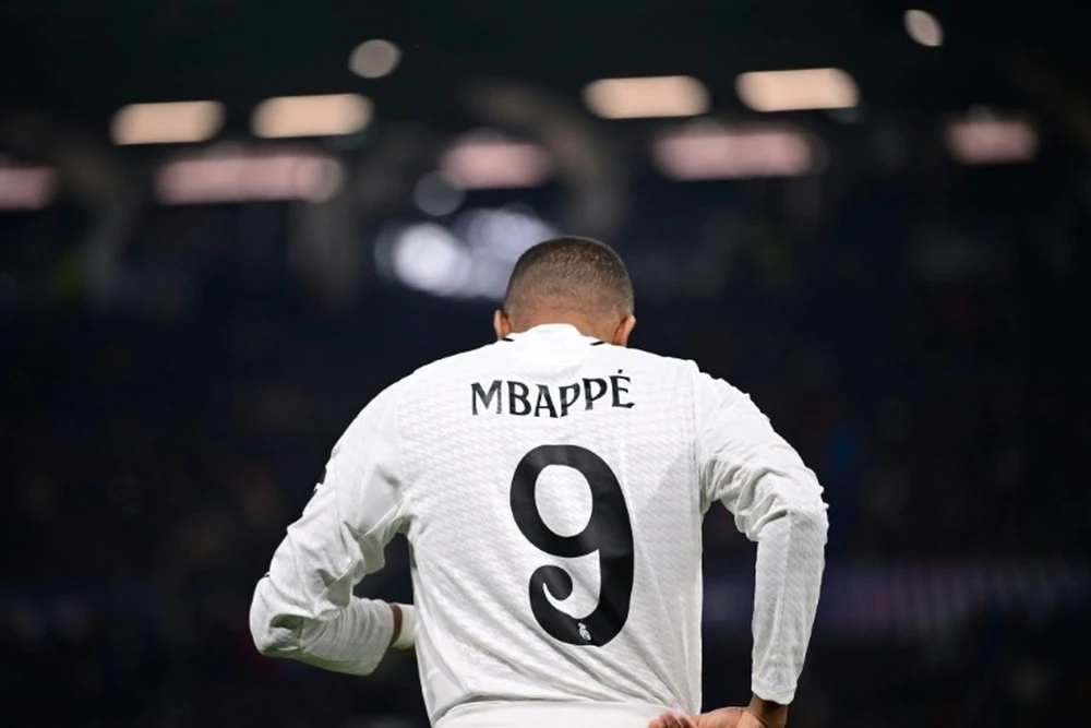 Kylian Mbappe có thể phải dưỡng thương đến 10 ngày