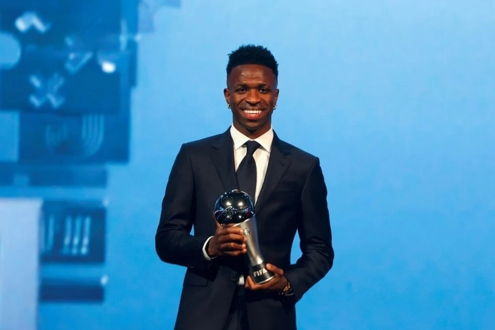 Vinicius Junior nhận giải FIFA The Best 2024