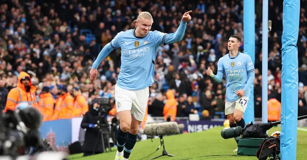 Erling Haaland ghi cú đúp cho Man City