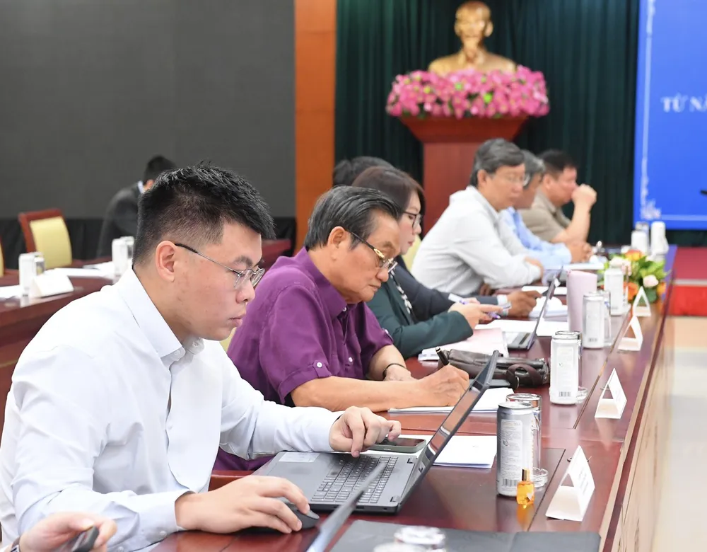 Các đại biểu tham dự hội thảo. Ảnh: VIỆT DŨNG Các đại biểu tham dự hội thảo. Ảnh: VIỆT DŨNG