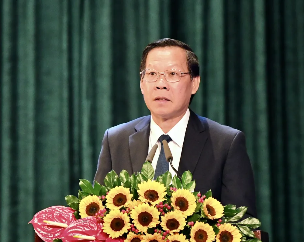 Đồng chí Phan Văn Mãi phát biểu tại buổi lễ. Ảnh: VIỆT DŨNG