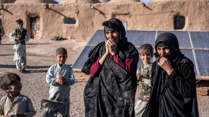 Nỗi lo sợ hằn sâu trên khuôn mặt người dân ở khi thảm họa động đất xảy ra liên tục. Ảnh: AP Nỗi lo sợ hằn sâu trên khuôn mặt người dân ở khi thảm họa động đất xảy ra liên tục. Ảnh: AP