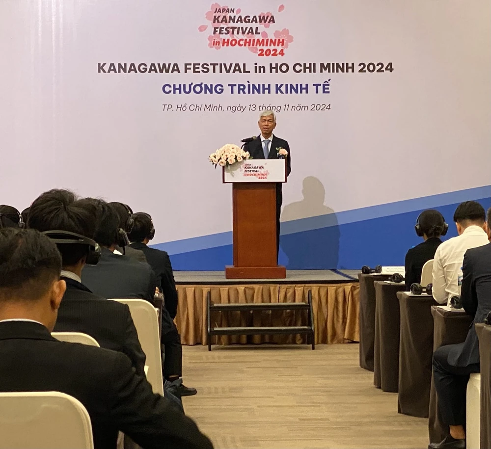 Phó Chủ tịch UBND TPHCM Võ Văn Hoan phát biểu tại hội thảo. Ảnh: XUÂN HẠNH ảnh_Viber_2024-11-13_13-15-31-072.jpg