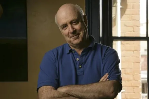 Giáo sư John Clarke. Ảnh: jagranjosh.com 5bc567f16209766ebc6619f9576e2157867053f5.jpg
