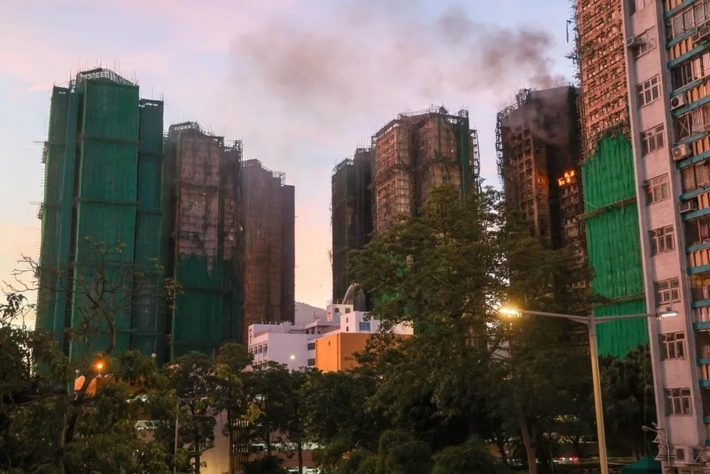 Đám cháy gần như được dập tắt hoàn toàn vào sáng 28-11. Ảnh: SCMP