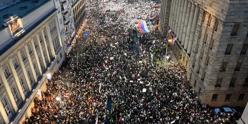 Biểu tình chống tham nhũng ở Serbia. Ảnh: THE NEW UNION POST 