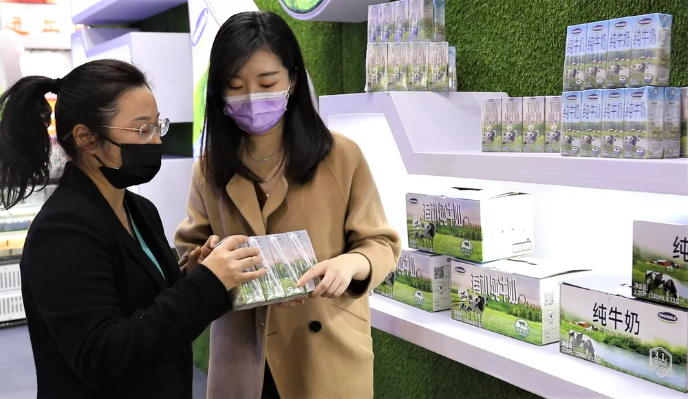 Vinamilk “đem chuông đi đánh xứ người“ ảnh 1 Vinamilk “đem chuông đi đánh xứ người“ ảnh 1