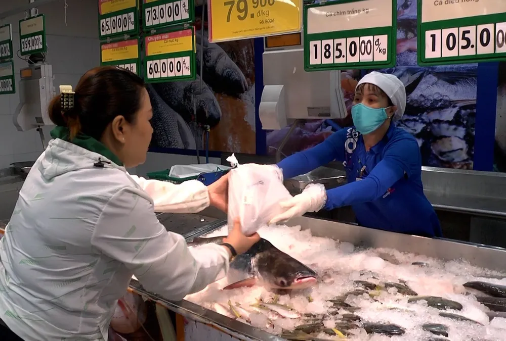 Đặc sản cá tra dầu bày bán tại hệ thống Co.opmart, Co.opXtra, Co.op Food… Đặc sản cá tra dầu bày bán tại hệ thống Co.opmart, Co.opXtra, Co.op Food…