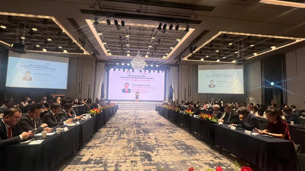 Diễn đàn Doanh nghiệp TPHCM - TP Busan thu hút hàng trăm doanh nghiệp Việt Nam và Hàn Quốc tham gia kết nối, tìm hiểu cơ hội đầu tư hai chiều