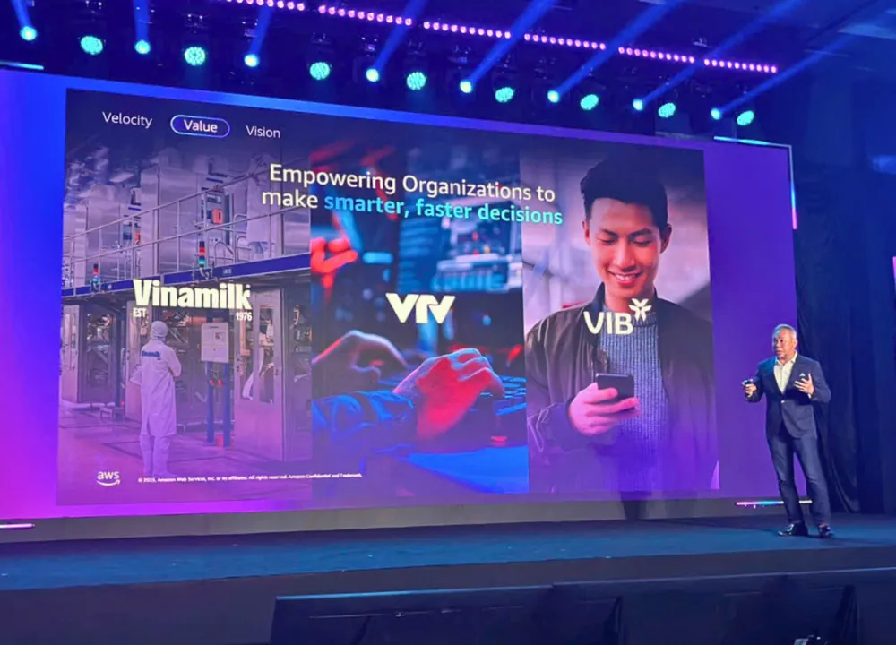 Ông Eric Yeo, Tổng Giám đốc AWS Việt Nam, phát biểu tại sự kiện. Ảnh: MINH ANH ẢNH 2.jpg